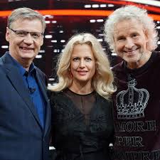 Am ende gab es immerhin einen sieger: Rtl Zeigt Neue Folgen Der Jauch Gottschalk Schoneberger Show Drei Neue Ausgaben Von Denn Sie Wissen Nicht Was Passiert Tv Wunschliste