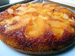 gateau au yahourt et aux pommes caramelisees recette gateau au yahourt recettes de cuisine recette