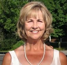 Sandra West's Instagram, Twitter & Facebook