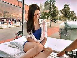 Bianco A Stunning Valentine From Spain Receives A Public Ejaculation On Her  Ample Derriere Following A Massage - XXXBP