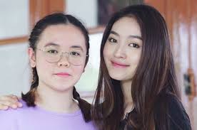 9 Pasangan Artis Kakak Adik Adu Akting dalam Film dan Sinetron