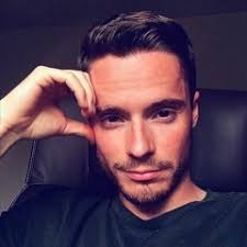 Stream Richard Nunn music