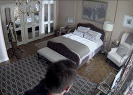 Home Tour The Set Of Abc S Scandal Olivia Pope Apartment Decor Home Bedroom Makeover
