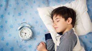 Nabi shallallahu 'alaihi wa sallam biasa tidur awal malam. Jangan Biasakan Anak Tidur Di Atas Pukul 9 Malam Ini Bahayanya