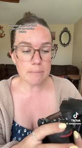 Taking Good Moon Photos with a DSLR Camera