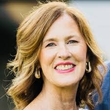 Nancy Labonte's Instagram, Twitter & Facebook