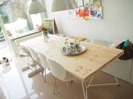 super blij met onze eettafel van steigerhout heel makkelijk zelf te maken onderstel gekocht bij tafelopmaat en wit laten poede eettafel bank eettafel eethoek
