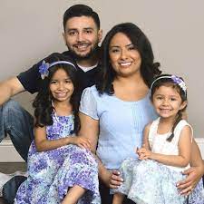 Plan A Perfect Family Photo By Coordinating Colors And Patterns Jcpenney Family Portrait Photography Poses Family Studio Photography Family Photoshoot Poses