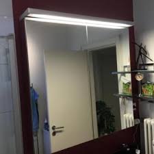Ikea Spiegelschrank Godmorgon 100cm Mit Leuchte Spiegelschrank Ikea Schrank
