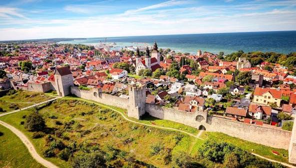Cruises from & to Visby (Gotland) - port information & offers