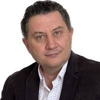 600+ perfiles de «Berra»