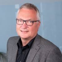 1900+ Profile mit dem Suchbegriff „Schick“