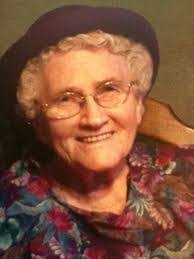 Annie Mcphail's Instagram, Twitter & Facebook