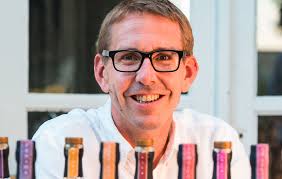 urs ullrich und joy spence im interview dossier rum vinum