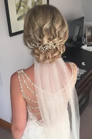 These magical wedding day looks all work with a veil, but even more importantly, they'll all look stunning in those professional photos. 42 Different Wedding Hairstyles With Veil Wedding Hairstyles For Medium Hair Wedding Hairstyles With Veil Blonde Bridal Hair