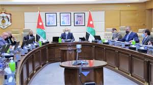 اصبحنا نتخوف من قرارات مجلس الوزراء هذا بعد قرار السطو على اموال المغتربين بكل وسيله ممكنه مثلا تخفيض سعر صرف الدينار دون الرسمي لمن يبعث بالويسترن يونيون و آخرها. 5m6er70 G Xfsm