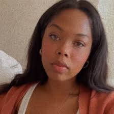 Desiree Waldron's Instagram, Twitter & Facebook