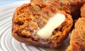 Attention Je Vous Previens Mes Muffins Ananas Et Carottes Sont Completement Addictives Carrot Cake Muffins Delicious Desserts Muffin Recipes