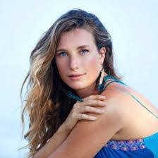 Angela Durso's Instagram, Twitter & Facebook