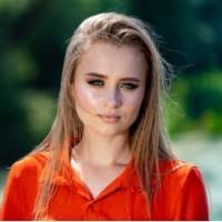 Annette Beckman's Instagram, Twitter & Facebook