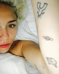 That said, there was still a small fraction of people (5 percent) who spent years thinking. 11 Of The Most Famous Celebrity Tattoo Regrets And One Soon To Be Regret Fashion Magazine
