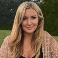 Louise Lloyd's Instagram, Twitter & Facebook