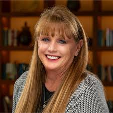 Laura Rainwater's Instagram, Twitter & Facebook