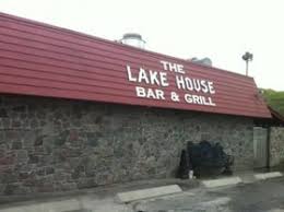 Mamma mia seven lakes ($$) pizza, italian distance: The Lake House Bar Grill On Lake Zoar Route 34 337 Roosevelt Drive Seymour Ct 06483 Lake House Bars For Home Restaurant