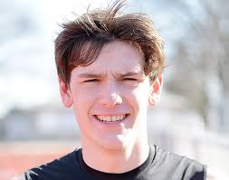 Garton, Urias lead Newton boys to sixth at Pella coed