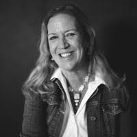 Elizabeth Lamberson's Instagram, Twitter & Facebook