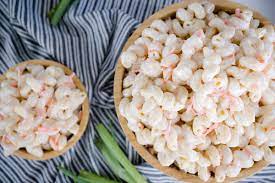 When you order a hawaiian lunch plate either in hawaii or here in the mainland, you choose your grilled, fried, or teriyaki glazed meats, and you get a serving of rice on the side and a scoop of amazing macaroni salad. How To Make Authentic Hawaiian Macaroni Salad Devour Dinner