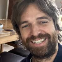 Jon Crisp's Instagram, Twitter & Facebook