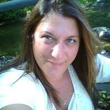 Lisa Philibert's Instagram, Twitter & Facebook