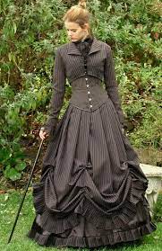 Voir plus d'idées sur le thème robe victorienne, costume historique, robes d'époque. Lovely Remake Robes D Epoque Mode Robe Victorienne
