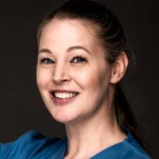 Miriam Norman (@miriamnrmn)