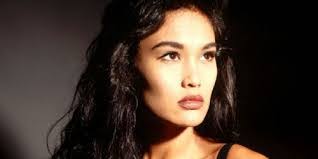 Tia Barr's Instagram, Twitter & Facebook