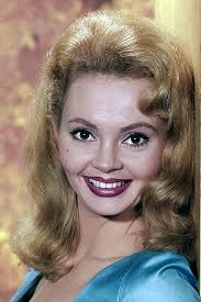 Gorgeous Jeannine Riley. Remember her? She was the very 1st Billie Jo  Bradley