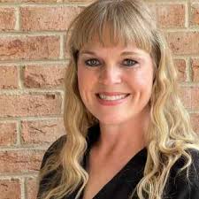 Candice Ogle's Instagram, Twitter & Facebook