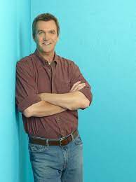 Neil Flynn As Mike On The Middle Hallmark Channel Neil Flynn The Middle Tv Show The Middle Tv