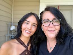 Gena Andrews (@scgirl1023) • Instagram photos and videos