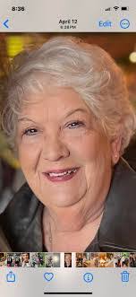 Sandy Edgington's Instagram, Twitter & Facebook