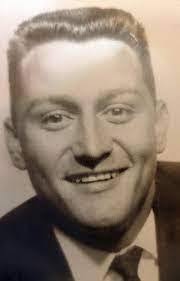 Kim Ledlow's Instagram, Twitter & Facebook