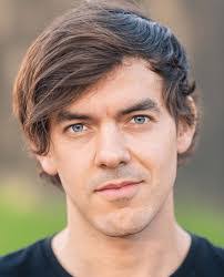 Harry Mitchell's Instagram, Twitter & Facebook