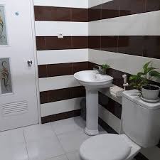 Desain kamar mandi 1 5 x 3 meter. Desain Kamar Mandi Kecil Ukuran 1 5x1 5 Contoh Wc Terbaru Desainer Interior Indonesia