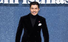 Vous pouvez mentionner plusieurs horaires et. Henry Golding S Pants Let Everyone Know Who Brought The Party