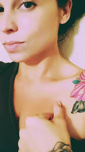 Kellie Paffenroth's Instagram, Twitter & Facebook