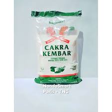 Apa mbak kurang menarik buat kamu dibanding mama,jhon.??? Tepung Cakra Kembar Kemasan 1kg Shopee Indonesia