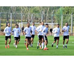 الدار المنتخب المغربي يواصل استعداداته لمبارتي مالاوي والأرجنتين صور soccer field soccer sports