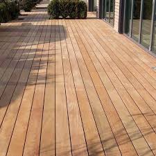 Take A Peek At Our Site For Way More In Regards To This Unique Photo Pudaukflooring Holzterrasse Terrasse Holz Welches Holz Fur Terrasse