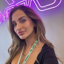 Megan Fernandez Mixes